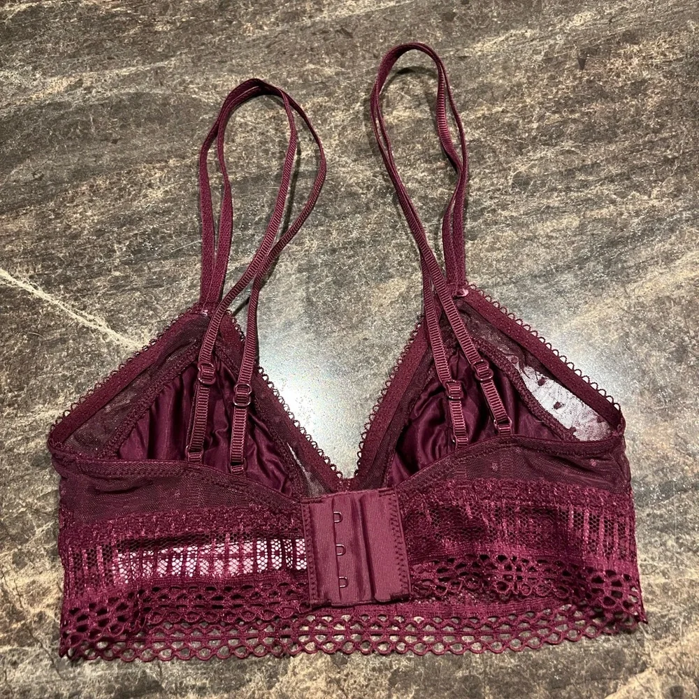 Victoria secret burgundy lace bralette adjustable straps size XS